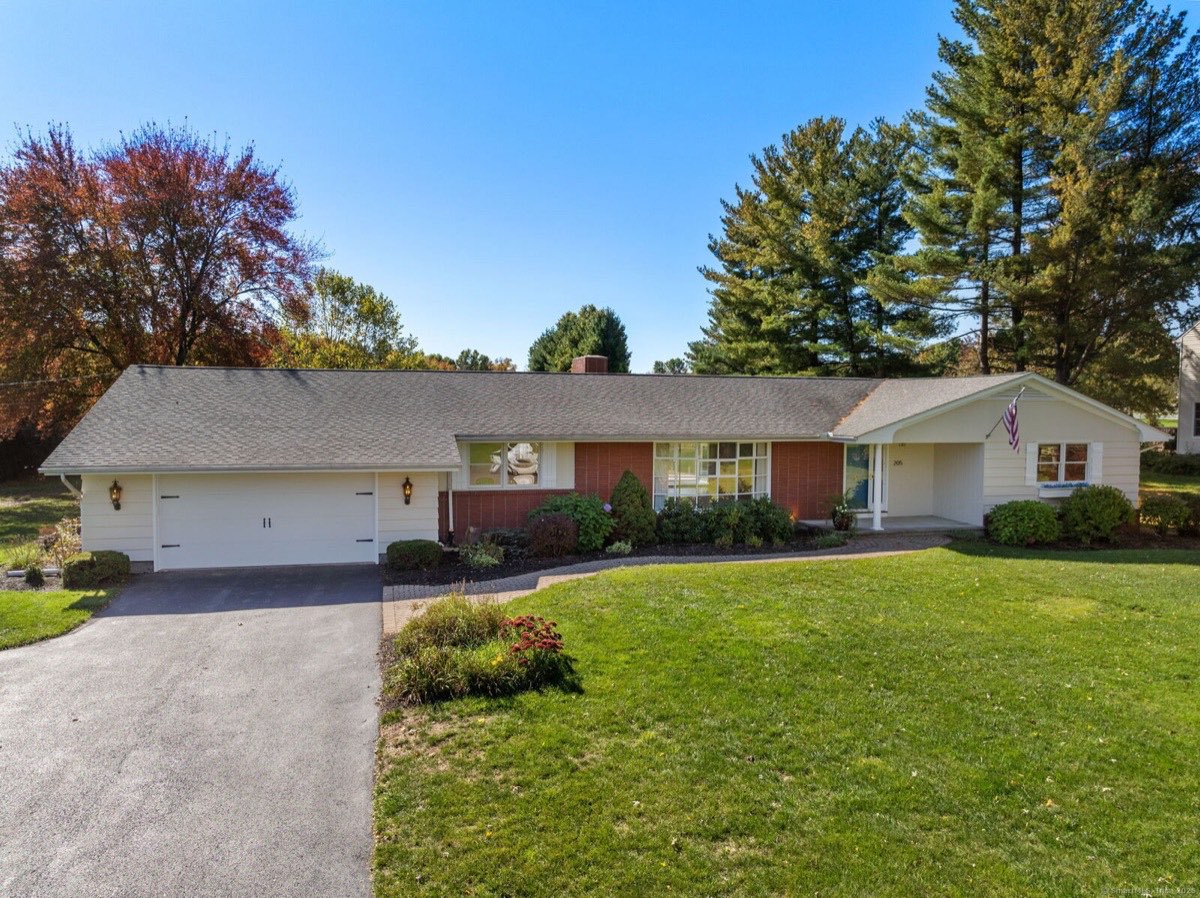 205 Fairhill Lane, Suffield - ranch exterior