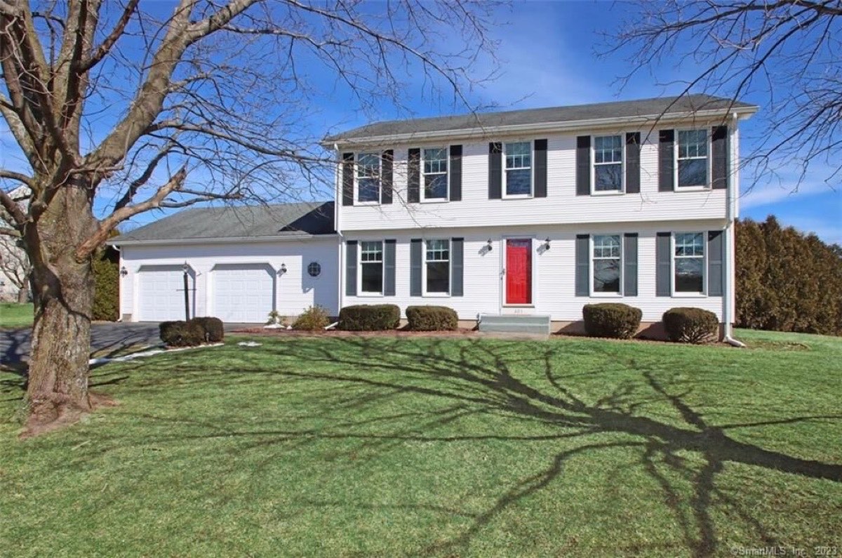 101 Quail Run Road, Suffield - front exterior