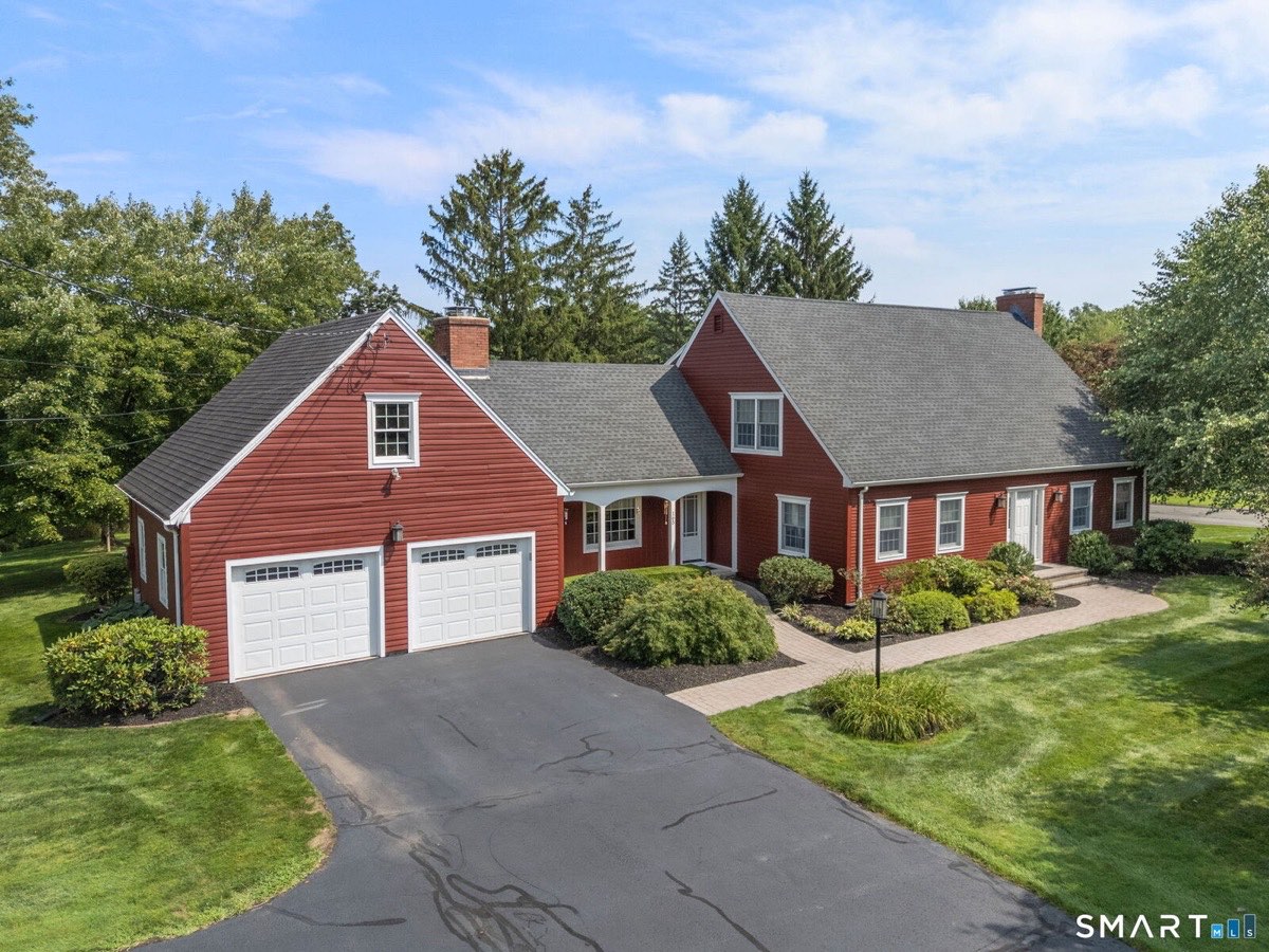 165 Randall Drive, Suffield - Cape exterior